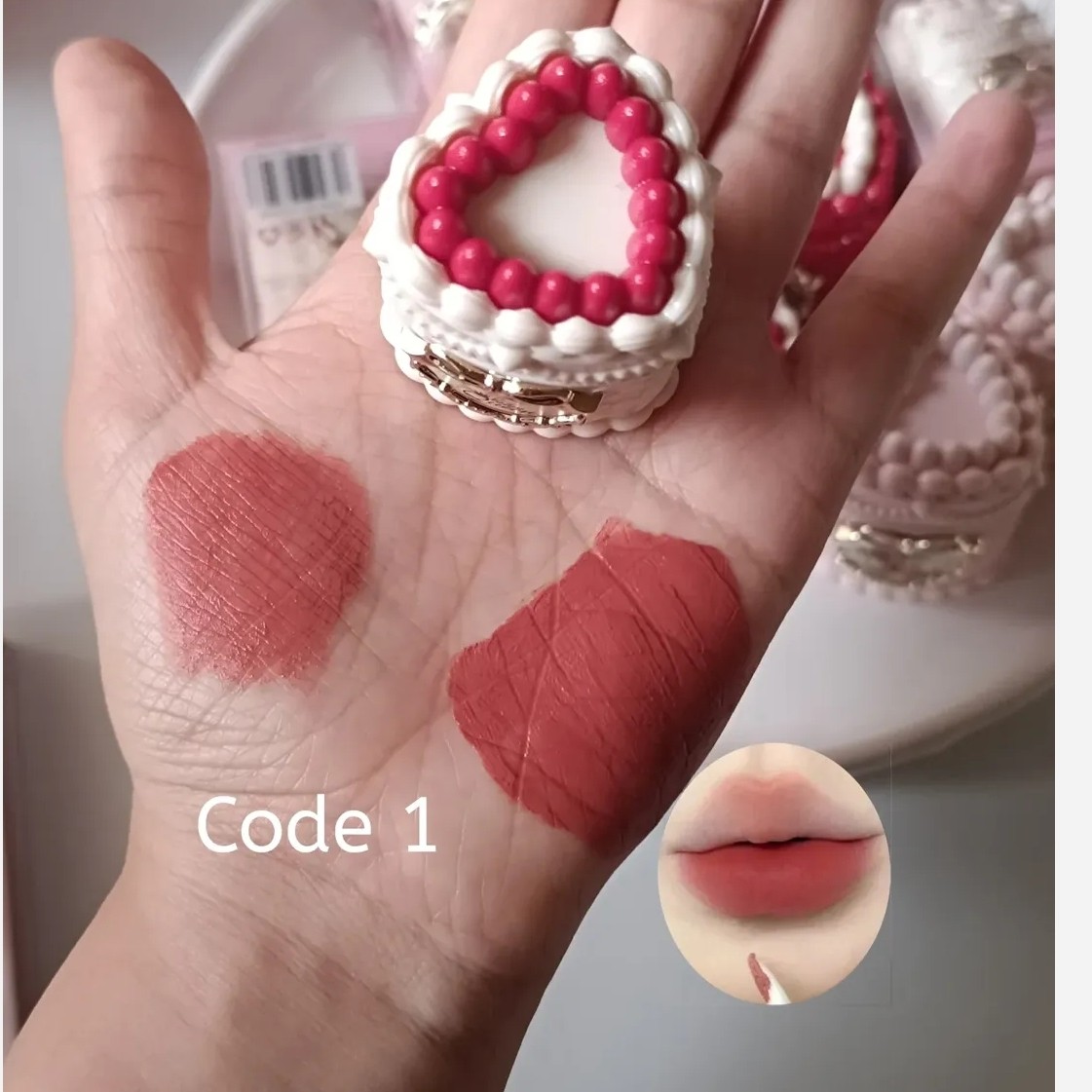 رژلب پینترستی دوپ فلاورنوز رژلب مات براش دار رژ لب خمیری